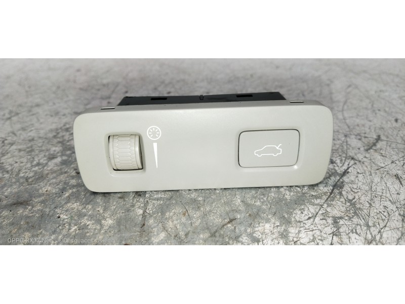 Recambio de mando multifuncion para volvo v60 cross country pro awd referencia OEM IAM P31481439  