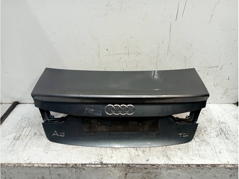 Recambio de tapa maletero para audi a3 sedán(8vs) attraction referencia OEM IAM   