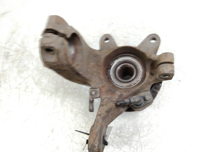 Recambio de mangueta delantera izquierda para ford puma (cce) 1.4 16v cat referencia OEM IAM   