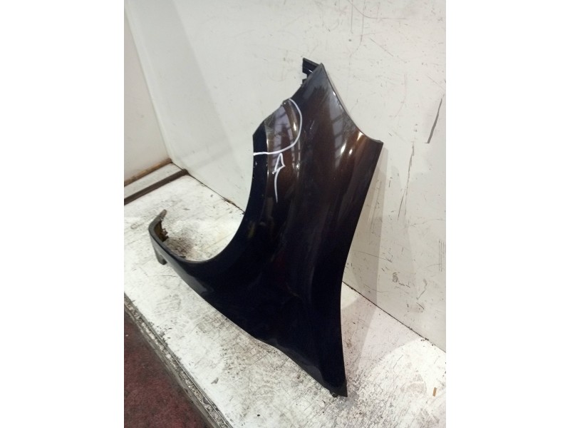 Recambio de aleta delantera izquierda para renault modus pack dynamique referencia OEM IAM   