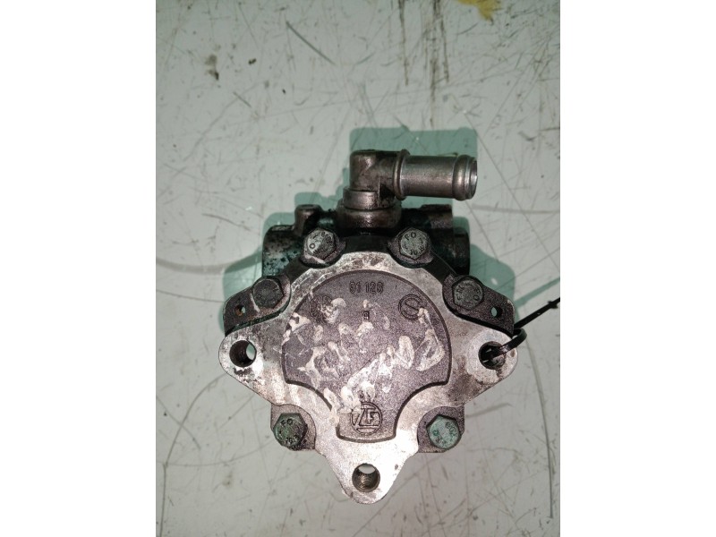 Recambio de bomba direccion para volkswagen passat variant (3b5) highline referencia OEM IAM   