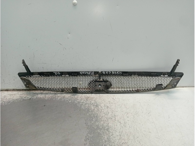 Recambio de rejilla delantera para ford focus berlina (cak) 1.8 tdci turbodiesel cat referencia OEM IAM   