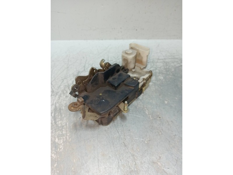 Recambio de motor cierre centralizado delantero derecho para alfa romeo 146 2.0 turbodiesel referencia OEM IAM   5P