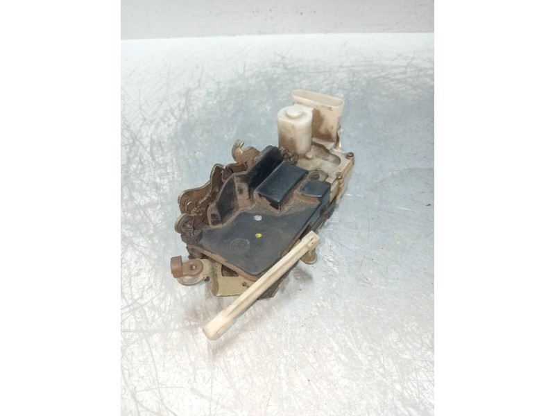 Recambio de motor cierre centralizado delantero derecho para alfa romeo 145 2.0 turbodiesel referencia OEM IAM   3P