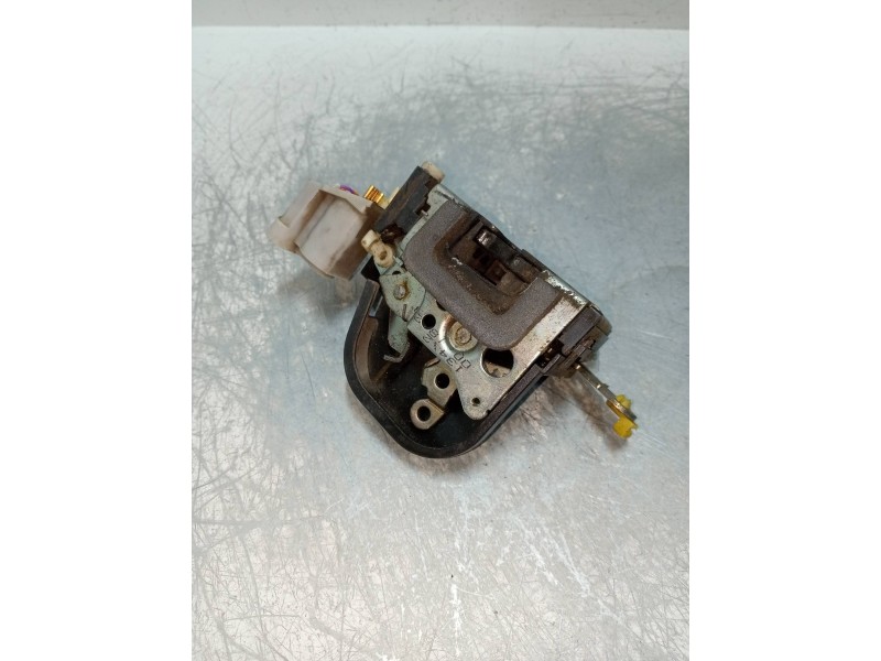 Recambio de motor cierre centralizado trasero izquierdo para alfa romeo 147 (190) 1.9 jtd cat referencia OEM IAM  5P 5P