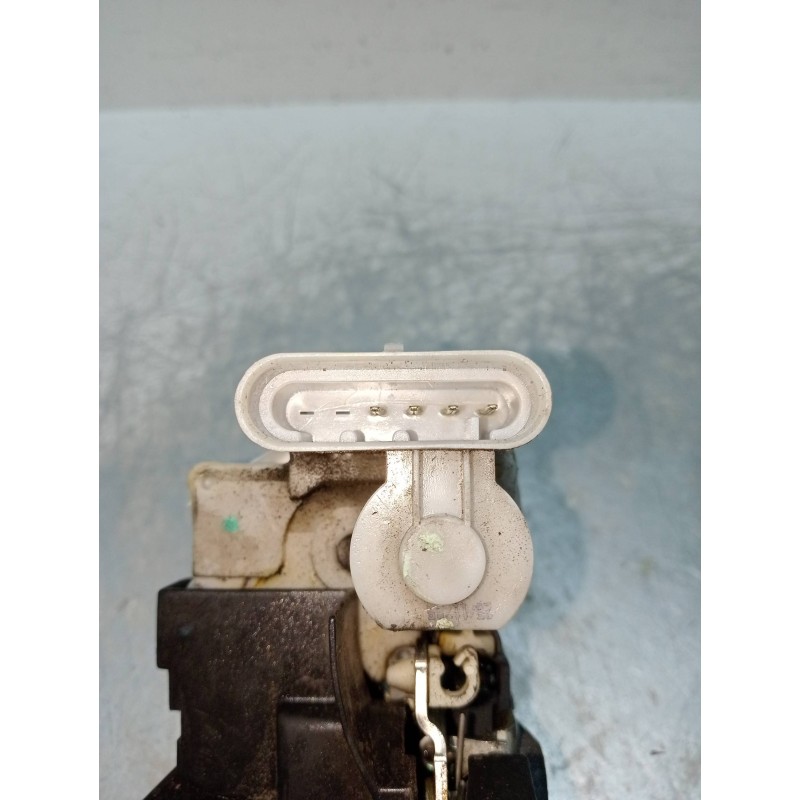 Recambio de motor cierre centralizado trasero izquierdo para alfa romeo 147 (190) 1.9 jtd 120 distinctive referencia OEM IAM  5P