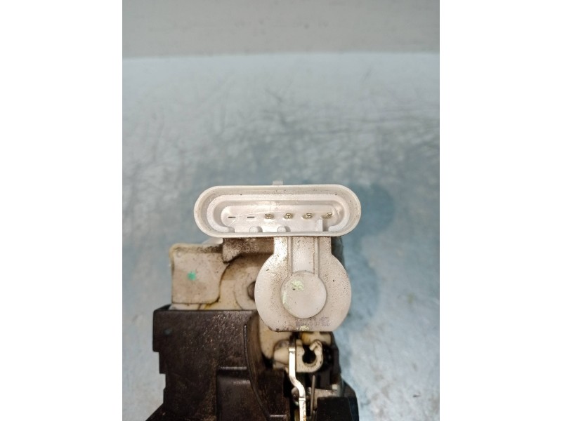 Recambio de motor cierre centralizado trasero izquierdo para alfa romeo 147 (190) 1.9 jtd 120 distinctive referencia OEM IAM  5P