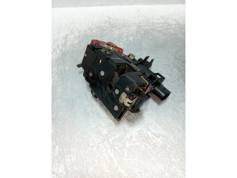 Recambio de motor cierre centralizado trasero izquierdo para audi a2 (8z) 1.4 tdi referencia OEM IAM   5P