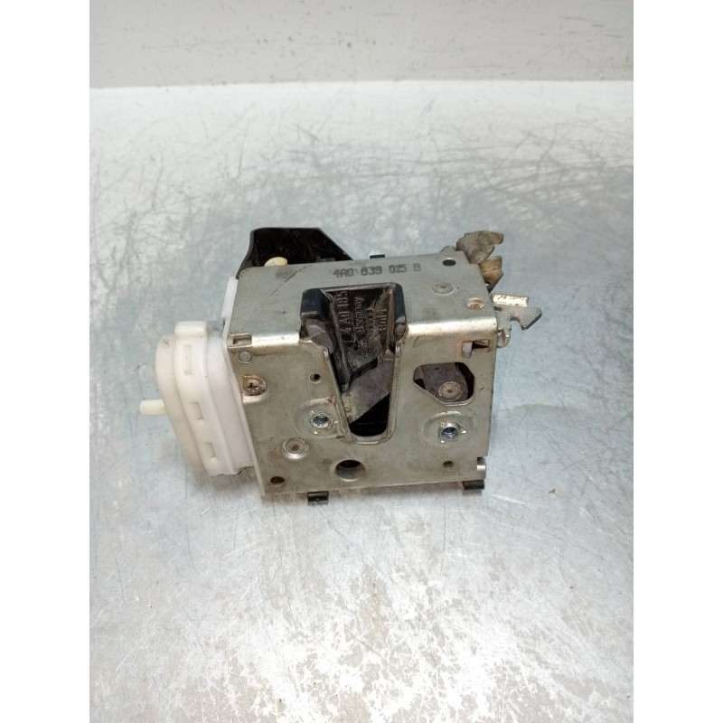 Recambio de motor cierre centralizado trasero izquierdo para audi 100 berlina (c4) europa referencia OEM IAM 4A0839015B  4P