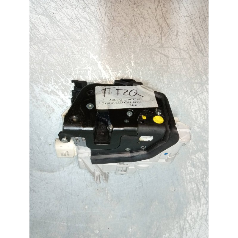 Recambio de motor cierre centralizado trasero izquierdo para audi a3 (8v) 1.6 tdi referencia OEM IAM A046879  4P