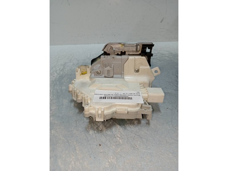 Recambio de motor cierre centralizado delantero izquierdo para audi a3 (8v) 1.6 tdi referencia OEM IAM A046879  4P
