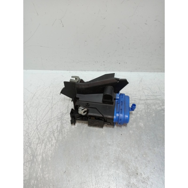 Recambio de motor cierre centralizado trasero izquierdo para audi a3 (8l) 1.9 tdi referencia OEM IAM 8D0839015A  5P
