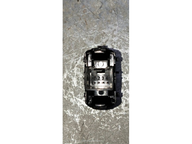 Recambio de mando elevalunas delantero derecho para ford fiesta (ccn) 1.25 16v cat referencia OEM IAM BM5T14529AB  