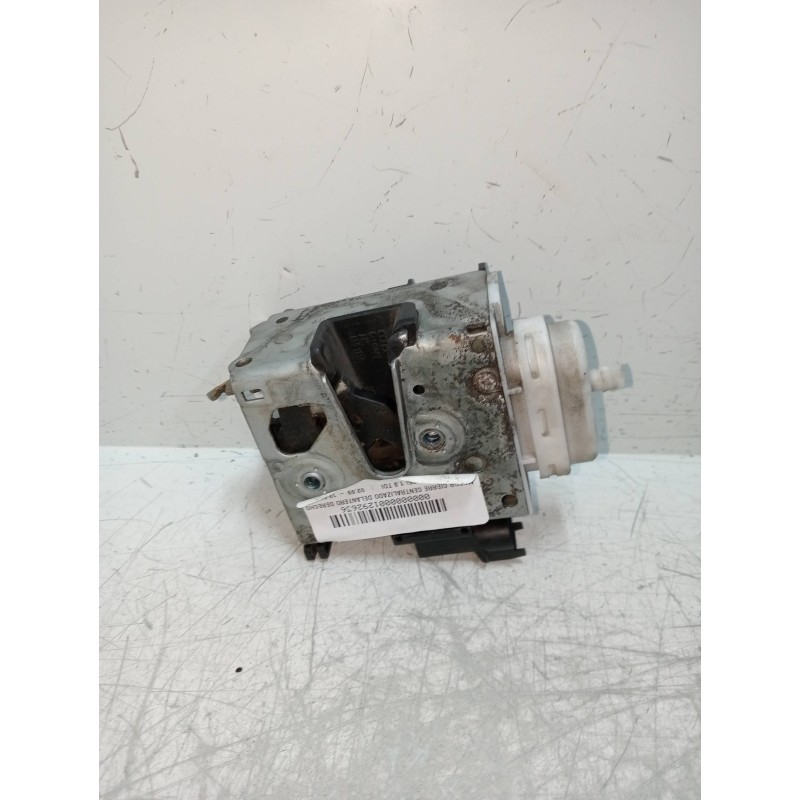 Recambio de motor cierre centralizado delantero derecho para audi a4 avant (b5) 1.9 tdi referencia OEM IAM 4D1837016D  5P
