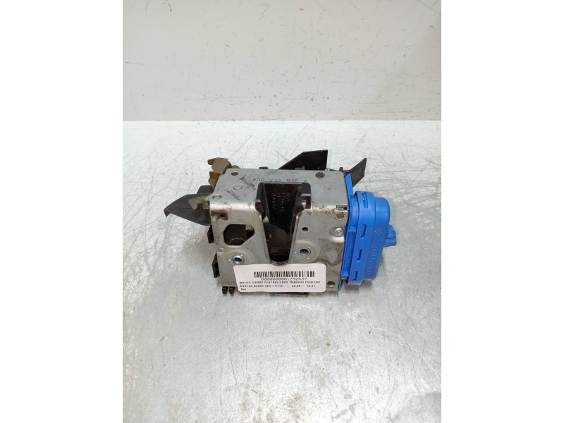 Recambio de motor cierre centralizado trasero derecho para audi a4 avant (b5) 1.9 tdi referencia OEM IAM 8D0839016A  5P