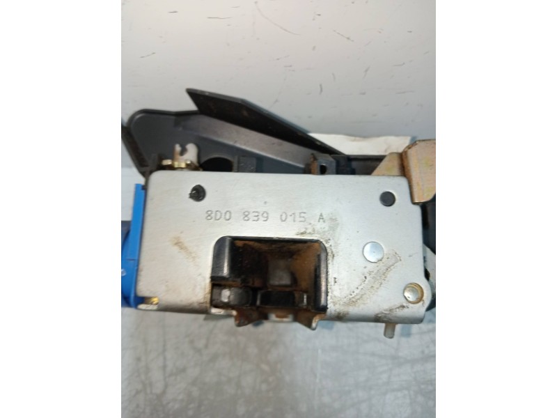 Recambio de motor cierre centralizado trasero izquierdo para audi a4 berlina (b5) 1.9 tdi referencia OEM IAM 8D0839015A  4P