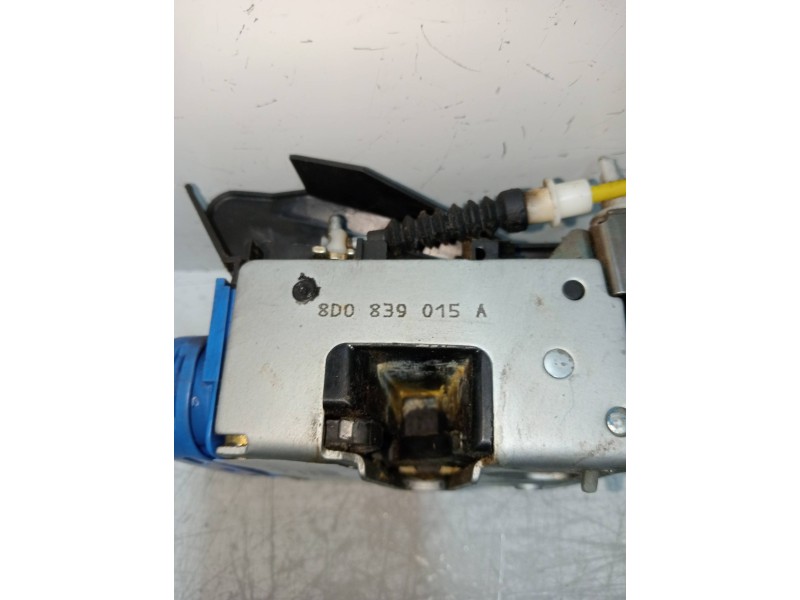 Recambio de motor cierre centralizado trasero izquierdo para audi a4 avant (b5) 1.9 tdi referencia OEM IAM 8D0839015A  4P