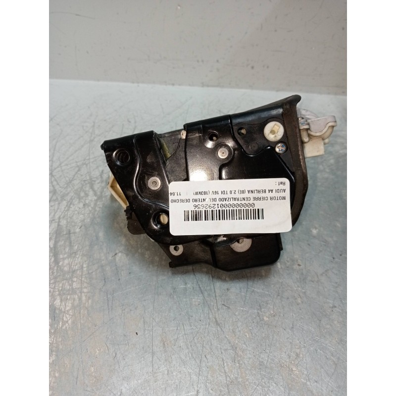 Recambio de motor cierre centralizado delantero derecho para audi a4 berlina (8e) 2.0 tdi 16v (103kw) referencia OEM IAM 8E18370