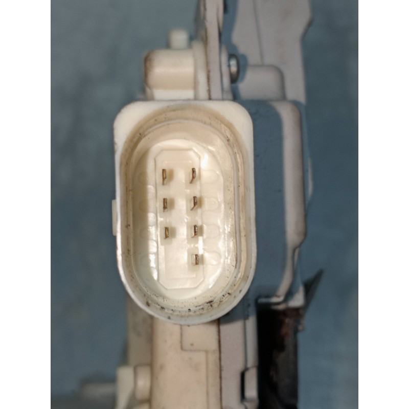 Recambio de motor cierre centralizado delantero derecho para audi a4 berlina (8e) 2.0 tdi 16v (103kw) referencia OEM IAM 8E18370