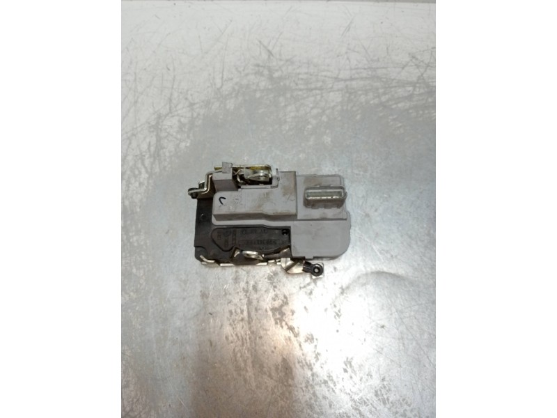 Recambio de motor cierre centralizado delantero izquierdo para peugeot 206+ básico referencia OEM IAM   5P