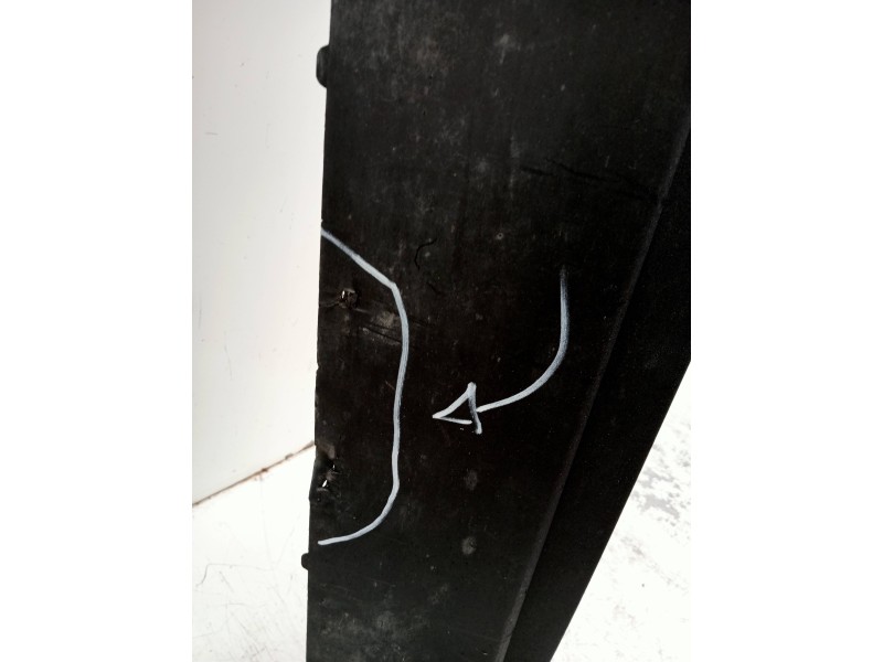 Recambio de faldon lateral para volvo v60 cross country pro awd referencia OEM IAM 31463770RH  DERECHO