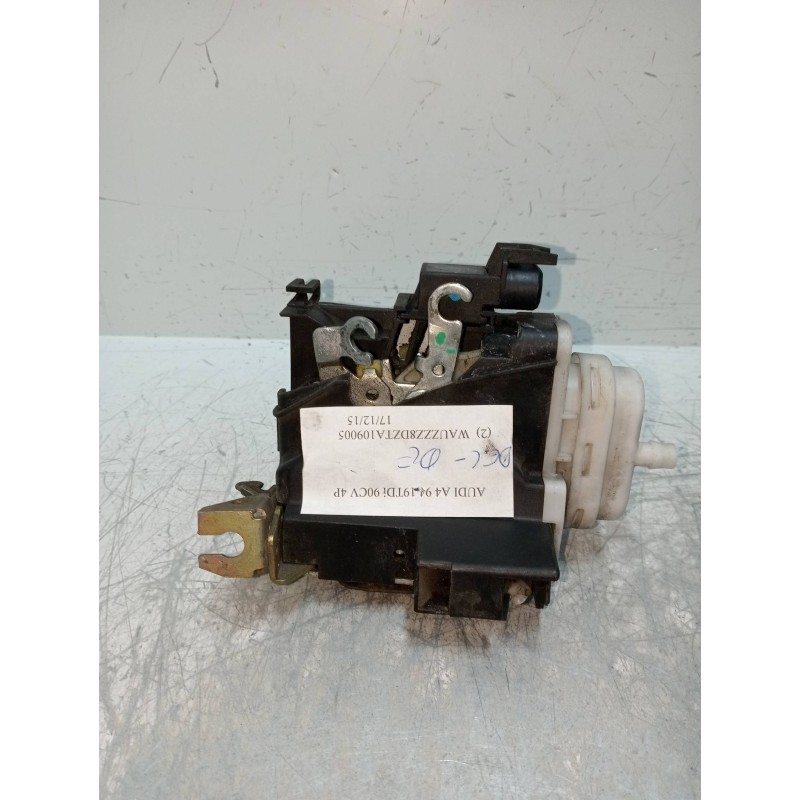 Recambio de motor cierre centralizado delantero derecho para audi a4 berlina (b5) 1.9 tdi referencia OEM IAM 8D1837016A  4P Recambio de motor cierre centralizado delantero derecho para audi a4 berlina (b5) 1.9 tdi referencia OEM IAM 8D1837016A  4P