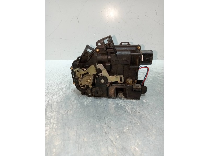 Recambio de motor cierre centralizado trasero izquierdo para audi a6 berlina (4b2) 2.5 tdi referencia OEM IAM   4P