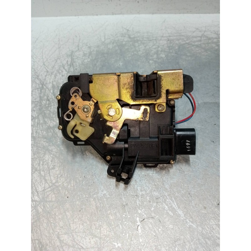 Recambio de motor cierre centralizado delantero derecho para audi a6 berlina (4b2) 2.4 (121kw) referencia OEM IAM 4B1837016B  4P