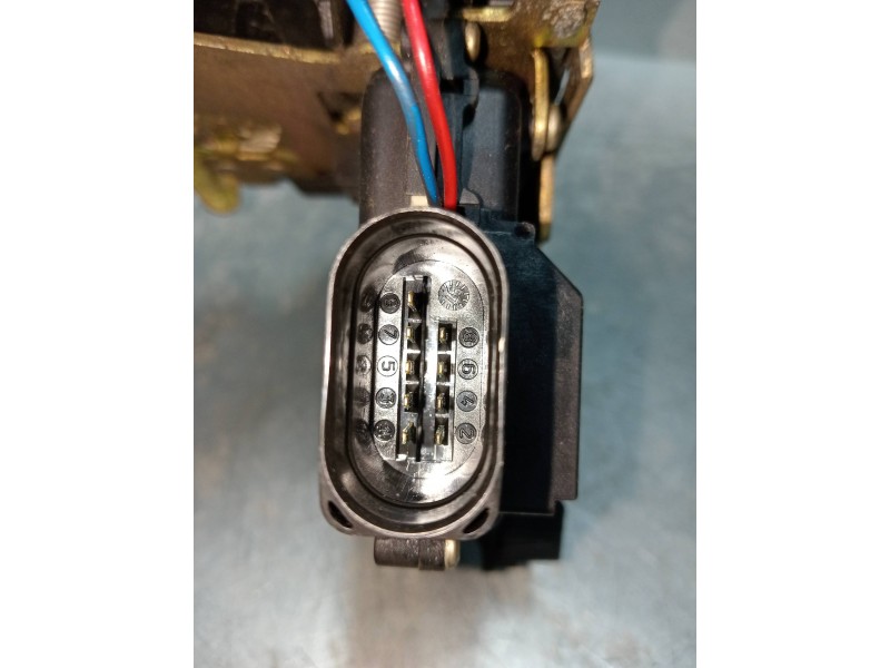 Recambio de motor cierre centralizado delantero izquierdo para audi a6 berlina (4b2) 2.4 (121kw) referencia OEM IAM 4B1837015B  