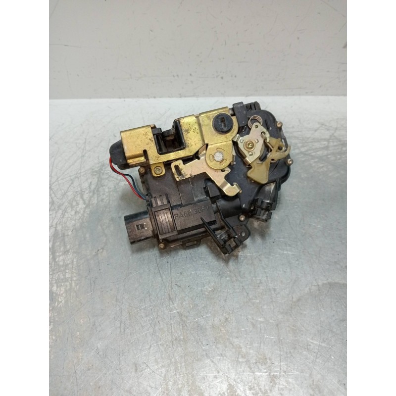 Recambio de motor cierre centralizado trasero izquierdo para audi a6 berlina (4b2) 2.4 (121kw) referencia OEM IAM   4P