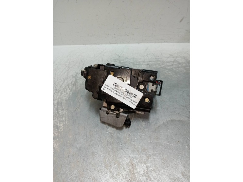 Recambio de motor cierre centralizado trasero izquierdo para audi a6 berlina (4b2) 2.7 v6 30v biturbo referencia OEM IAM 4B08390