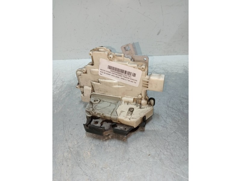 Recambio de motor cierre centralizado trasero derecho para audi a6 avant (4f5) 2.7 v6 24v tdi referencia OEM IAM   5P