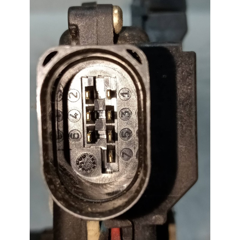 Recambio de motor cierre centralizado trasero derecho para audi a6 berlina (4b2) 2.5 tdi referencia OEM IAM   4P