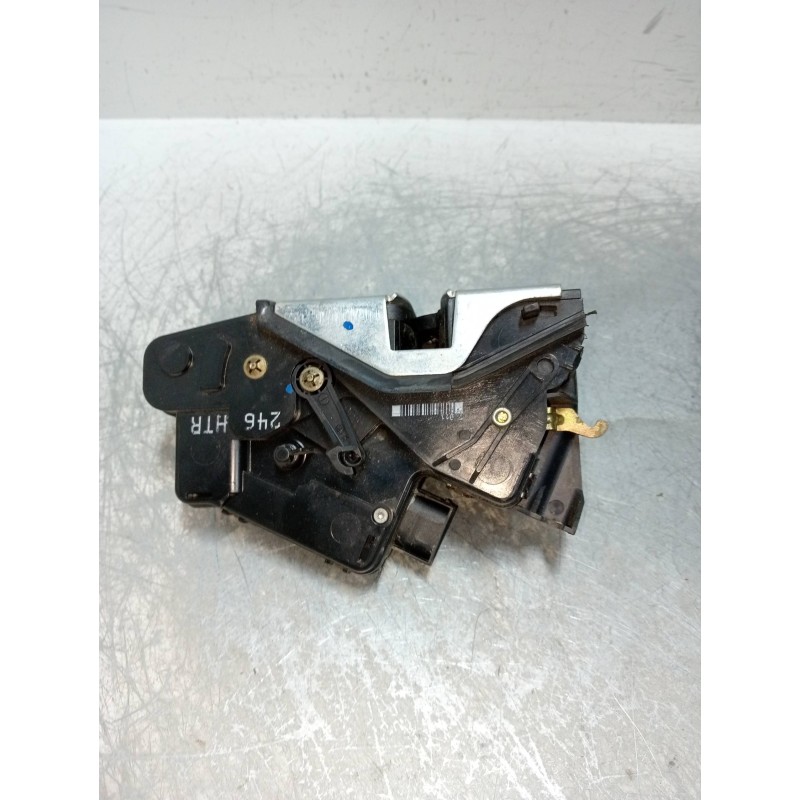 Recambio de motor cierre centralizado trasero derecho para bmw serie 3 touring (e46) 330xi referencia OEM IAM   5P