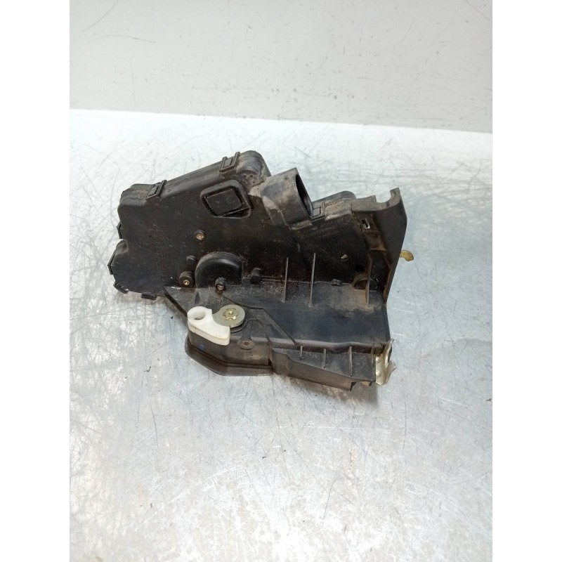 Recambio de motor cierre centralizado trasero derecho para bmw serie 3 touring (e46) 330xi referencia OEM IAM   5P