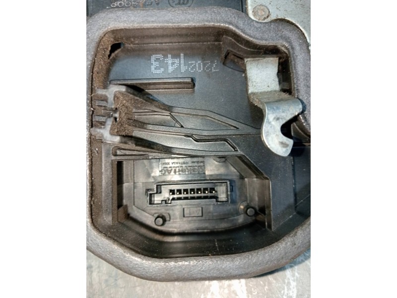 Recambio de motor cierre centralizado delantero izquierdo para bmw serie 3 coupe (e92) 320d referencia OEM IAM 7202143  2P