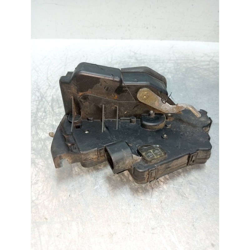 Recambio de motor cierre centralizado trasero derecho para bmw serie 3 berlina (e46) 2.0 16v diesel cat referencia OEM IAM   4P