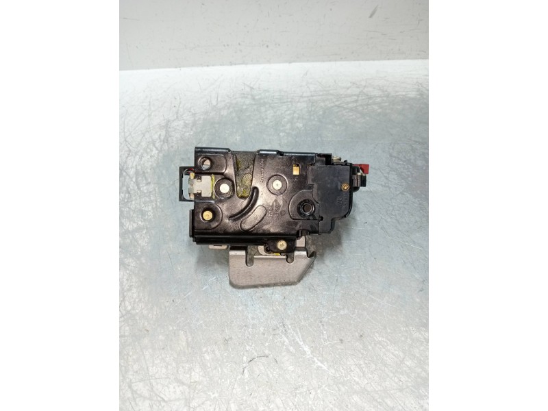Recambio de motor cierre centralizado delantero derecho para audi a8 (4e2) 3.7 quattro referencia OEM IAM 4E1837016  4P