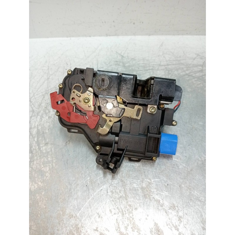 Recambio de motor cierre centralizado trasero derecho para audi a8 (4e2) 3.7 quattro referencia OEM IAM   4P