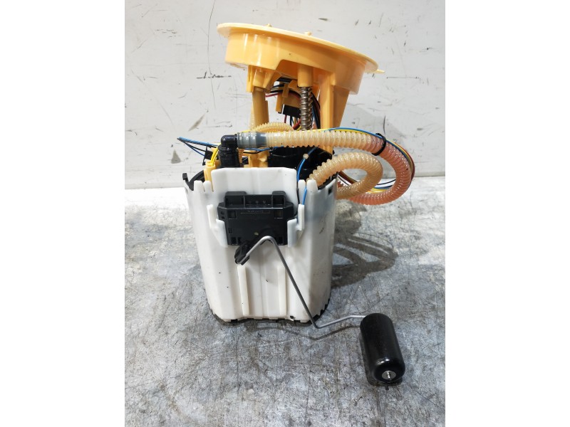 Recambio de bomba combustible para volvo v60 cross country pro awd referencia OEM IAM 31355908  