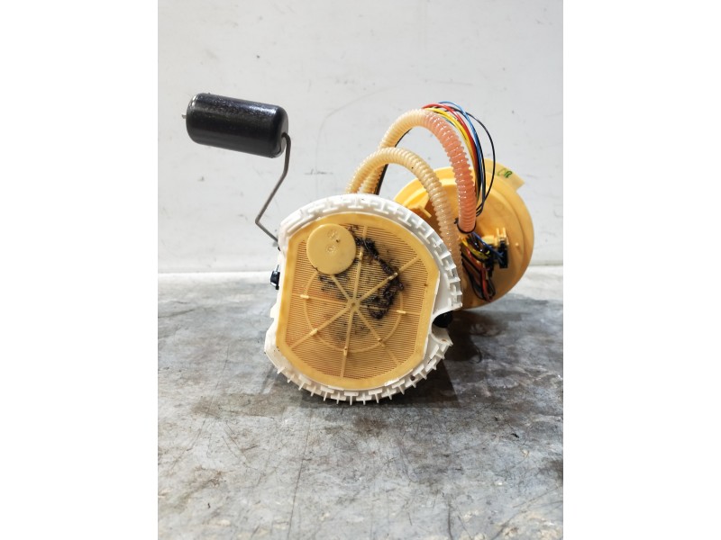 Recambio de bomba combustible para volvo v60 cross country pro awd referencia OEM IAM 31355908  