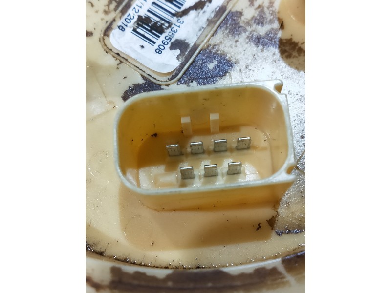 Recambio de bomba combustible para volvo v60 cross country pro awd referencia OEM IAM 31355908  