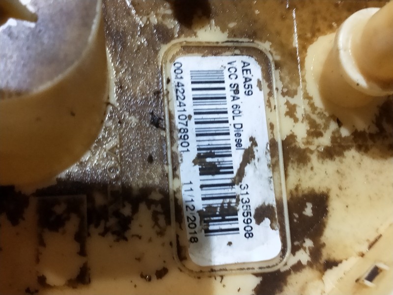 Recambio de bomba combustible para volvo v60 cross country pro awd referencia OEM IAM 31355908  