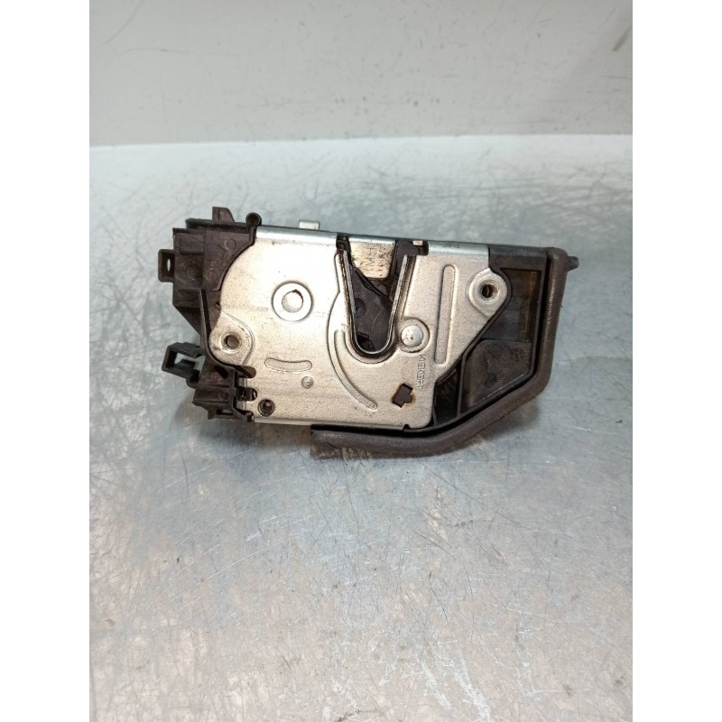 Recambio de motor cierre centralizado trasero derecho para bmw x3 (e83) 2.0d referencia OEM IAM 7167070  5P