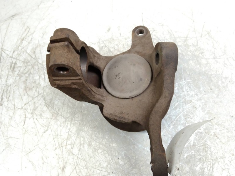 Recambio de mangueta delantera derecha para ford sierra turnier 1.8 turbodiesel referencia OEM IAM   