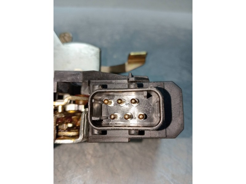 Recambio de motor cierre centralizado delantero derecho para bmw serie 5 berlina (e34) 520i (110kw) referencia OEM IAM 8138924  