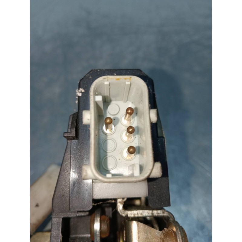 Recambio de motor cierre centralizado trasero derecho para bmw serie 7 (e38) 5.4 v12 cat referencia OEM IAM 8352165  4P