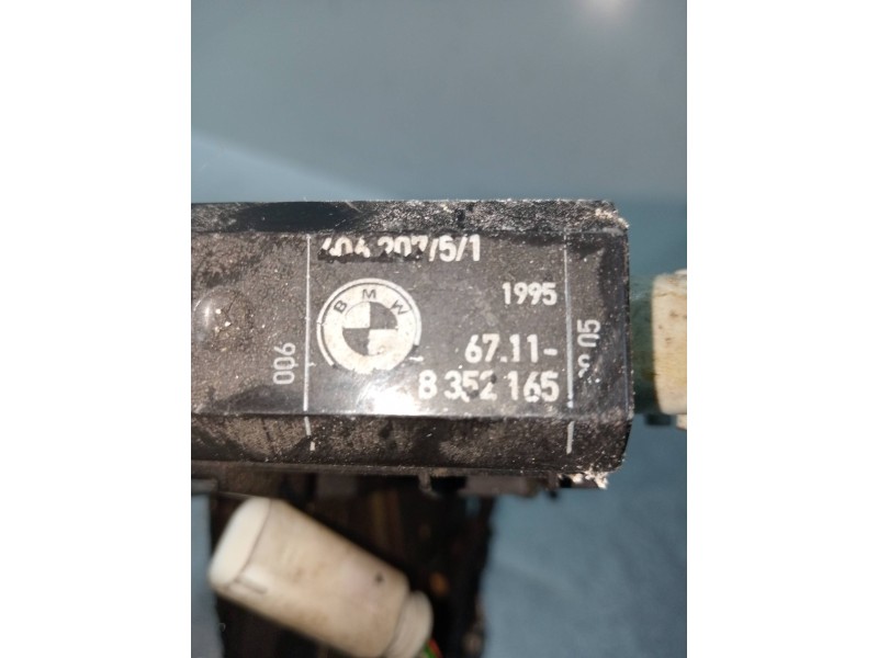 Recambio de motor cierre centralizado trasero derecho para bmw serie 7 (e38) 5.4 v12 cat referencia OEM IAM 8352165  4P