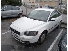 volvo s40 berlina del año 2004