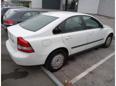 volvo s40 berlina del año 2004 2